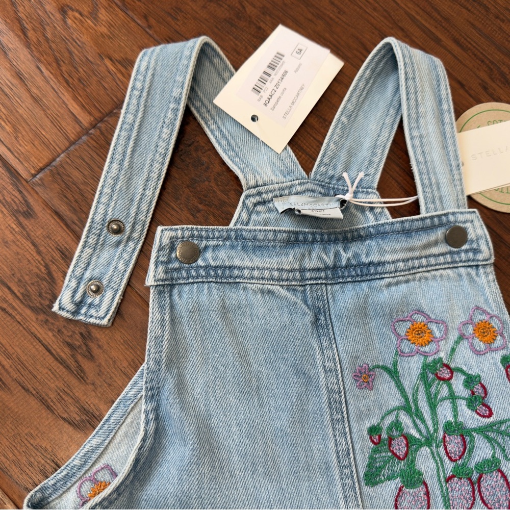 NEW. Floral-embroidered denim dungarees. Size 6 years. - Picture 9 of 10